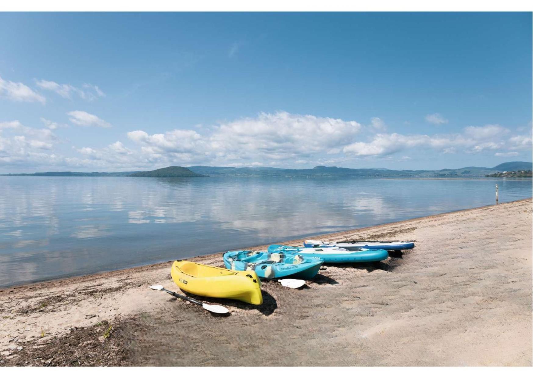 Jandals & Joy Lakefront Retreat Rotorua Buitenkant foto